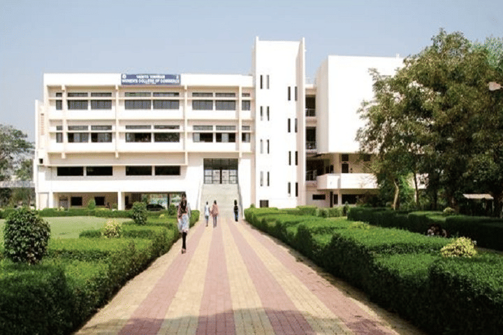 Vanita Vishram Women'S University Surat College Album photo 2